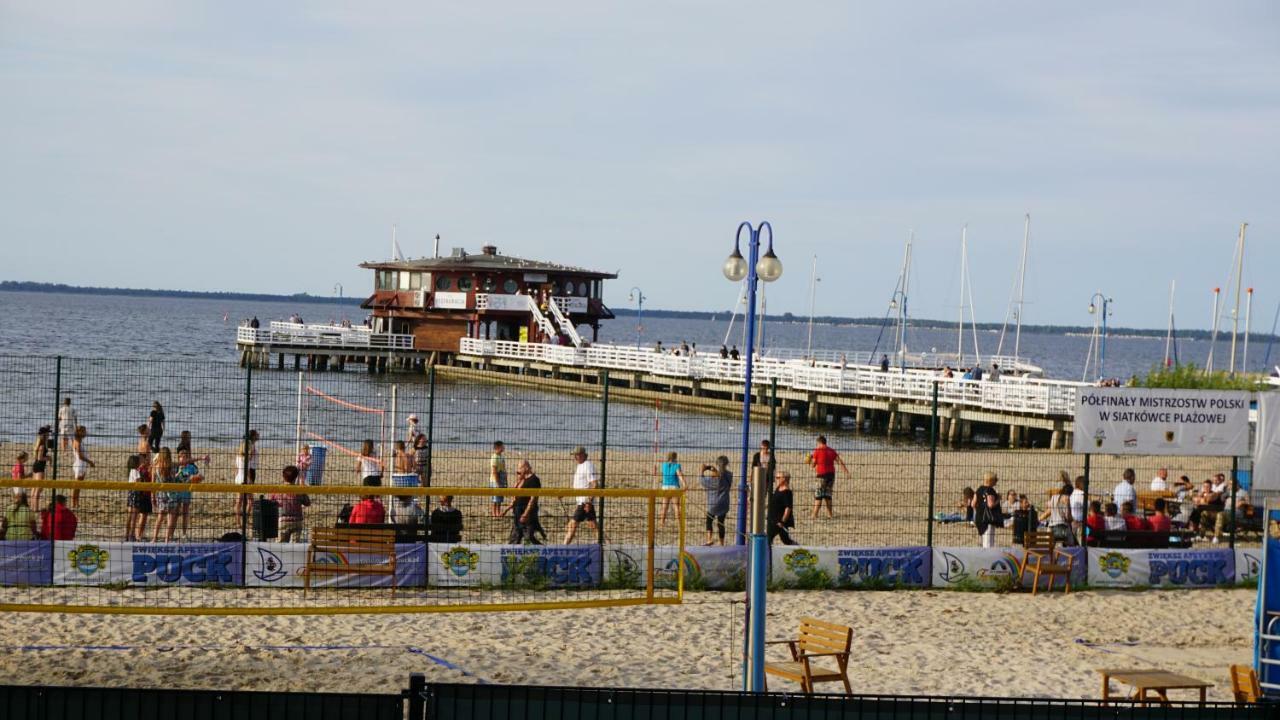 Vila Dom Przy Basenie Puck Exteriér fotografie